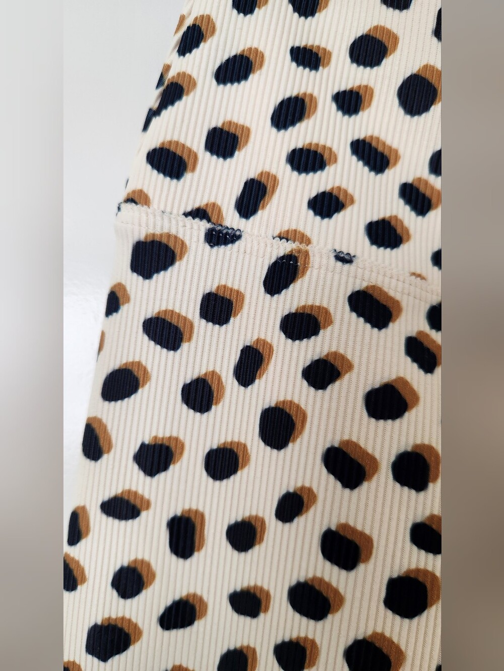 Beach Riot Leggings - Picture 4 of 7